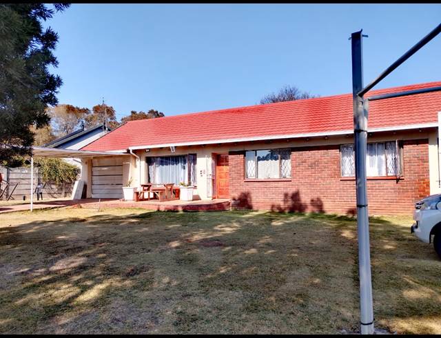 3 BEDROOM HOUSE FOR SALE IN BRACKENDOWNS